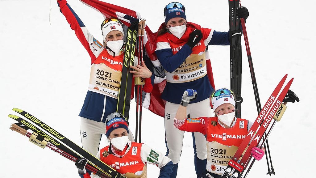 Norja juhli naisten viestin maailmanmestaruutta.