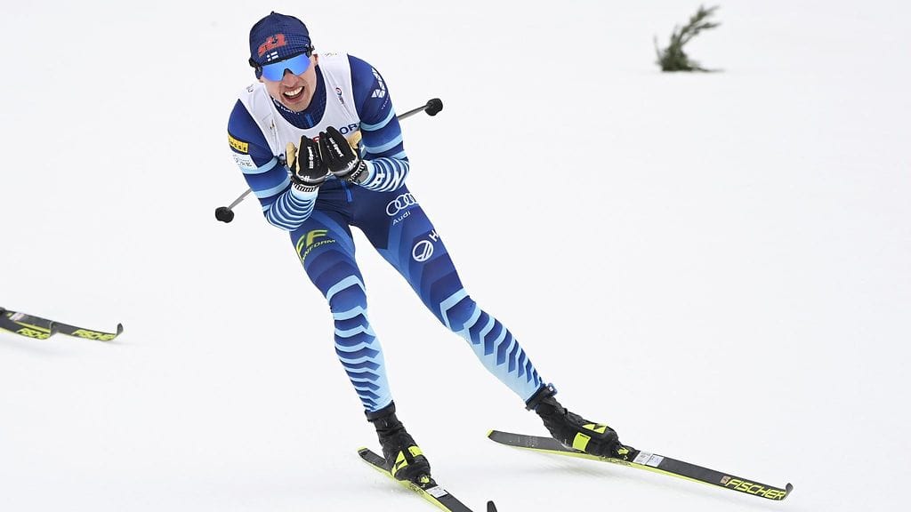 Iivo Niskanen on kärkisijoilla 50 kilometrin MM-matkalla.