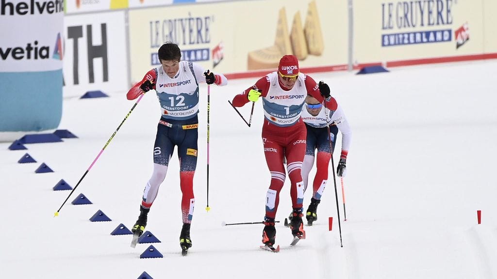 Johannes Hösflot Kläbo osui Aleksandr Bolshunoviin, ja hylättiin loppusuoran tapahtumien seurauksena.