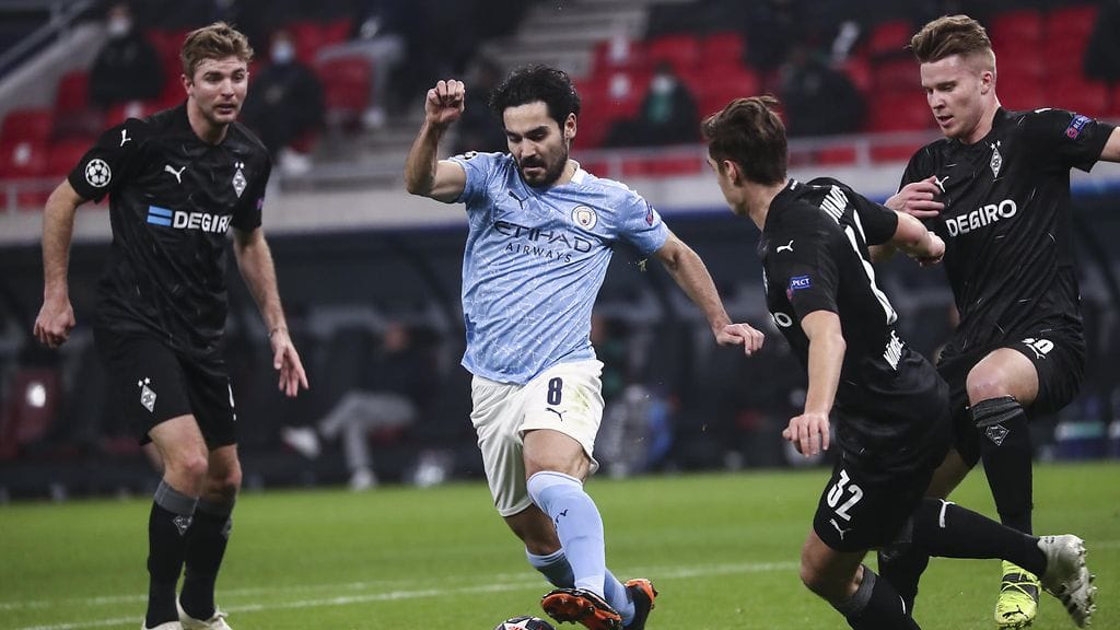 Pallossa olevan Ilkay Gündoganin edustama Manchester City voitti Borussia Mönchengladbachin joukkueiden edellisessä kohtaamisessa.
