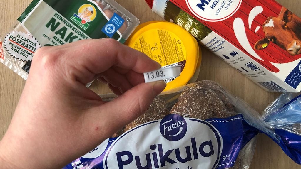Suomalaiset luottavat liikaa parasta ennen -päiväyksiin omien aistiensa sijaan.