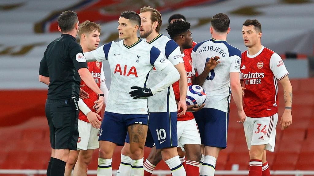 Erik Lamela maalasi avausjaksolla, mutta lensi lopussa ulos.