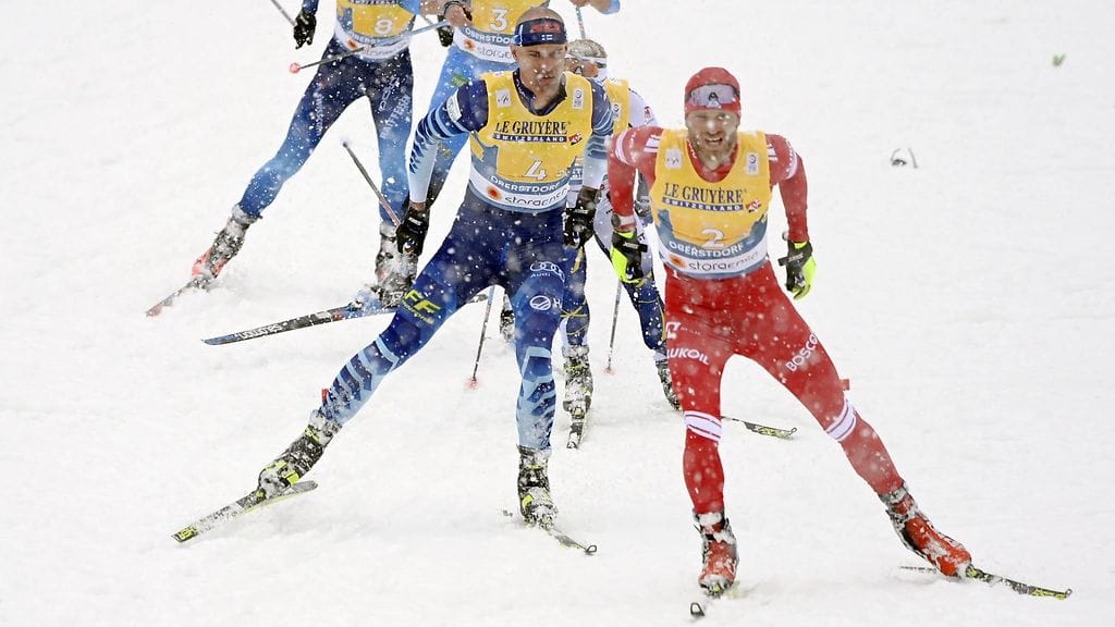 Artjom Maltsev hiihti Oberstdorfin MM-kisoissa miesten viestissä Venäjän kolmannen osuuden.