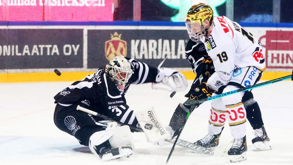 Kärppien kultakypärä Cody Kunyk oli liekeissä SM-liigan keskiviikon kierroksella.