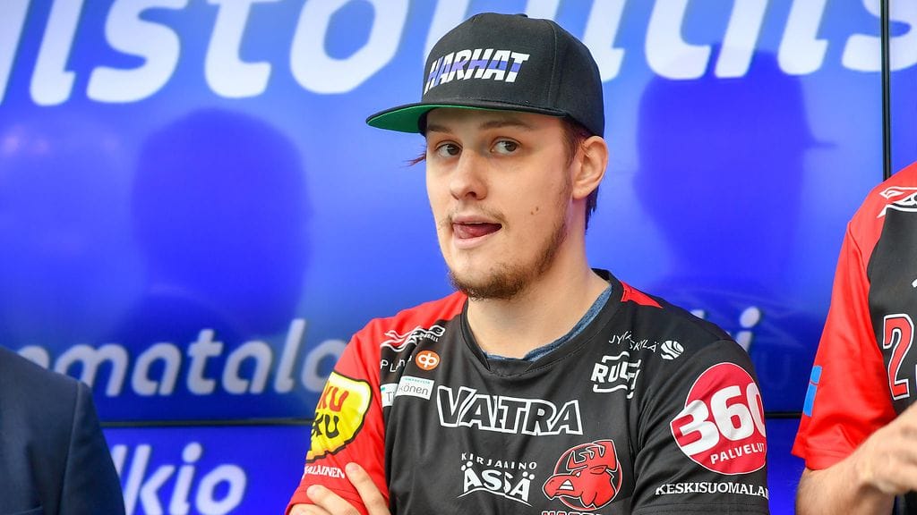 Peter Kotilainen tykitti kovaa tekstiä. Arkistokuva.