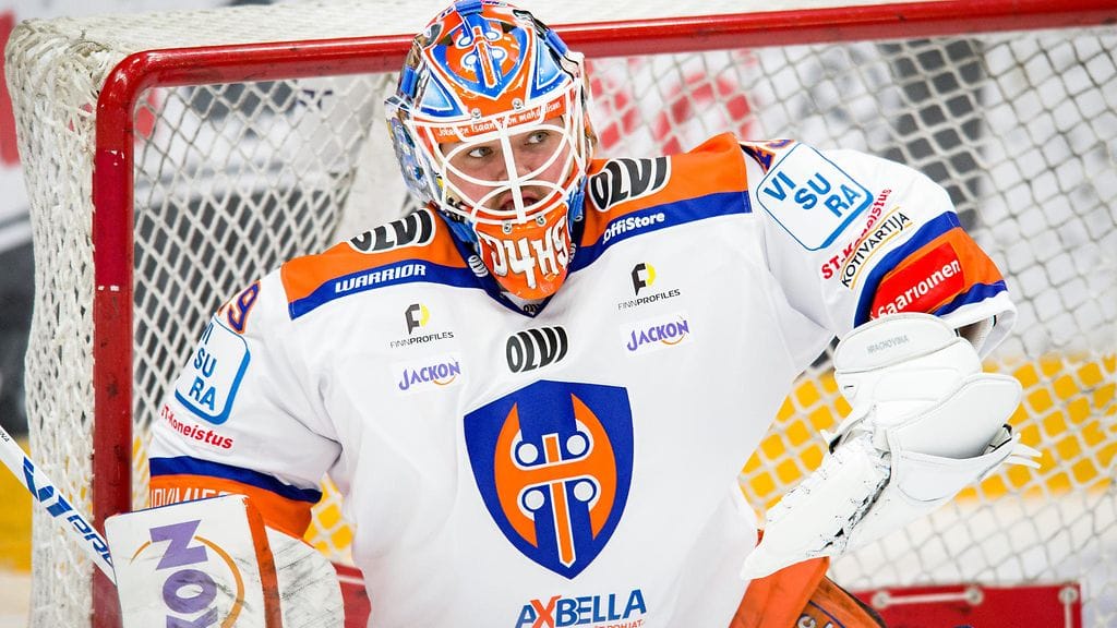 Dominik Hrachovina on mielipiteiltään selvästi koronarajoituksia vastaan.