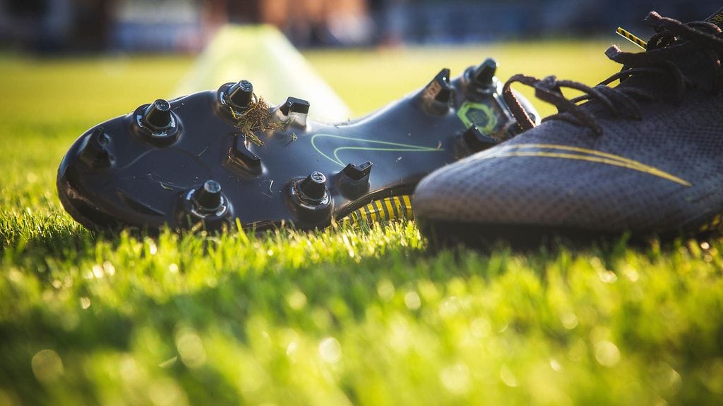 Ericin nappulakengät hajosivat, mutta Xavier osti tilalle uudet. Kuvituskuva.