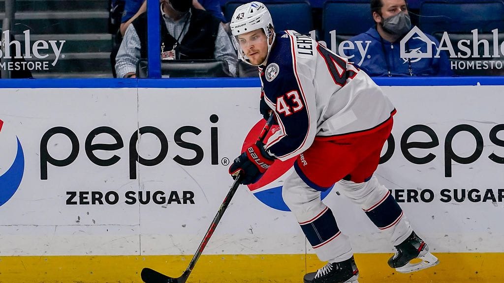 Mikko Lehtonen teki debyyttinsä Columbus Blue Jacketsissa.