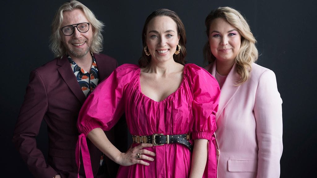 Big Brotherin seuraavaa kautta juontavat Kimmo Vehviläinen, Anni Hautala ja Tinni Wickström.