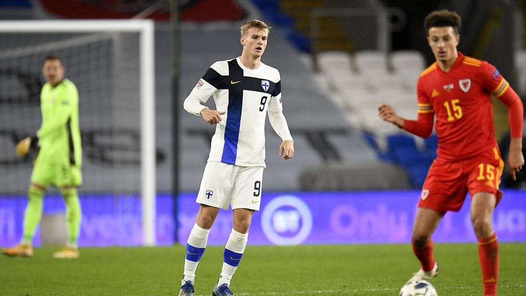 Marcus Forss on Sveitsi-ottelussa avauskokoonpanossa.