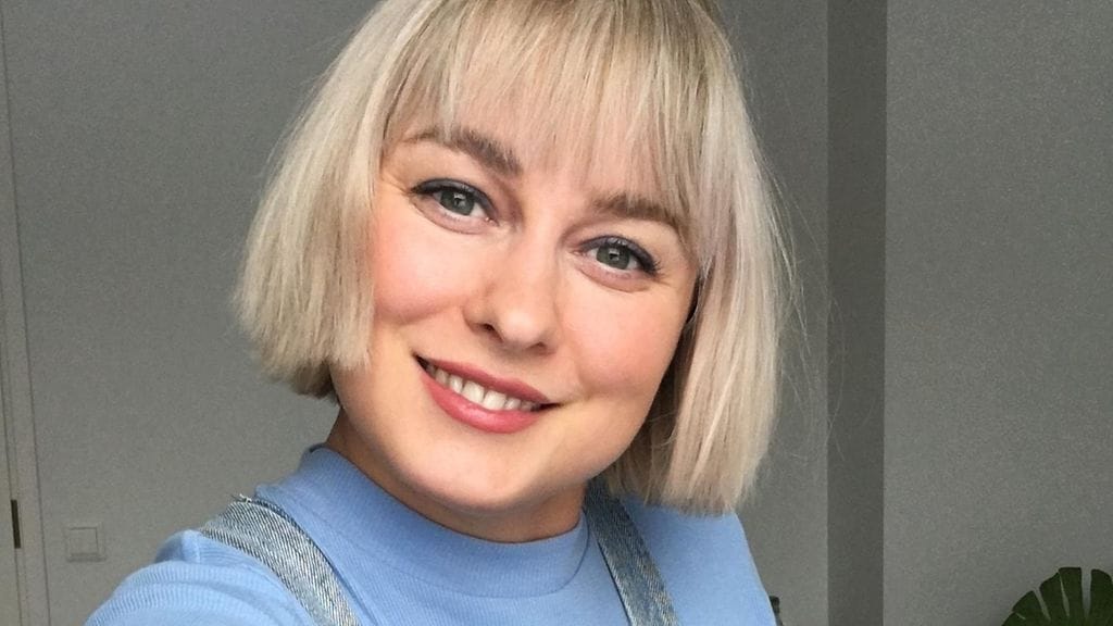 Petra Väänänen (Soikkeli) tuli tunnetuksi chat-juontaja.