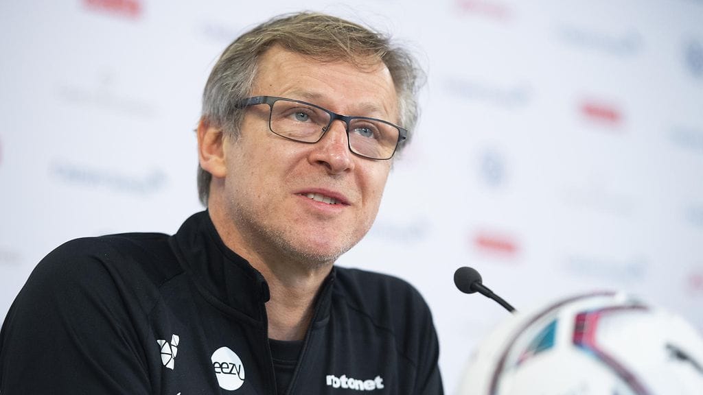 Markku Kanerva voi saada lisää pelaajia käyttöönsä EM-kisoihin.