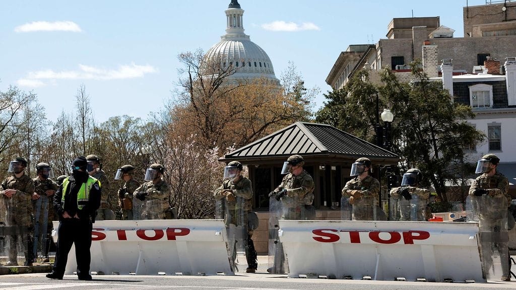 LK 2.4.2021 Capitolin puukotus