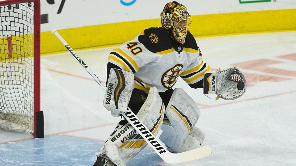 Tuukka Rask on pelannut tällä kaudella 15 ottelussa Boston Bruinsin maalilla.