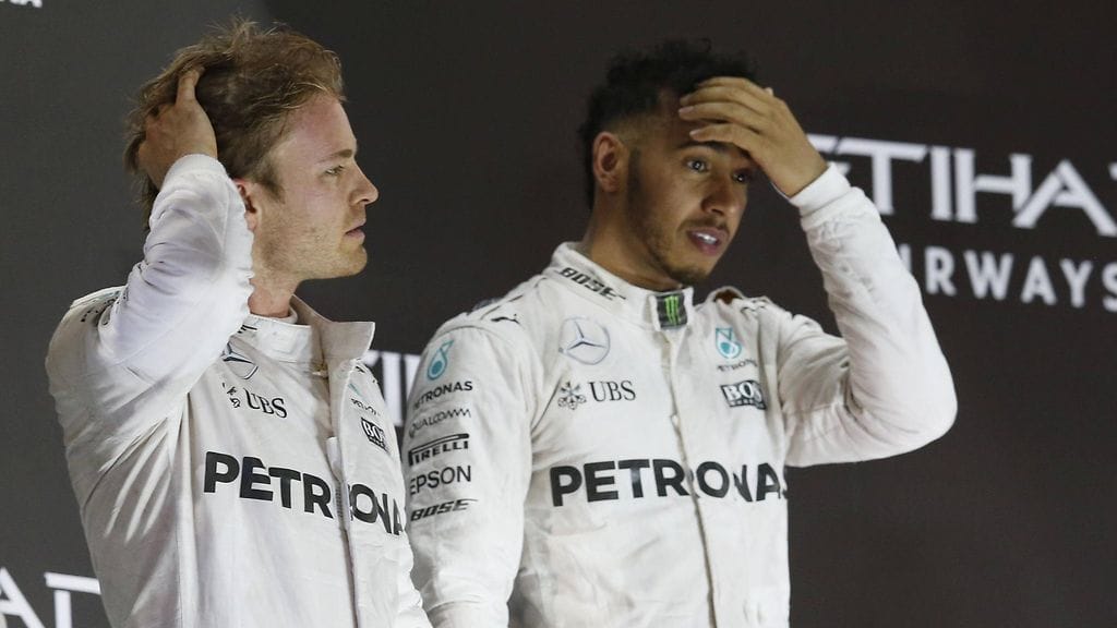 Lewis Hamiltonilta ei Nico Rosbergille onnitteluita tippunut.