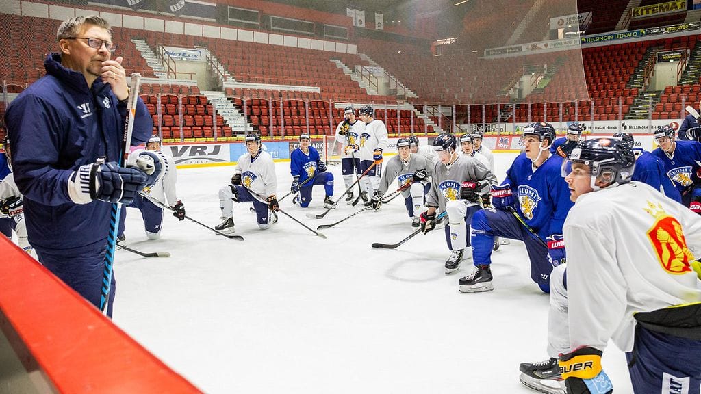 Jukka Jalonen kokoaa parhaillaan MM-leiriryhmää, jonka on tarkoitus kokoontua 4. toukokuuta Vierumäellä.