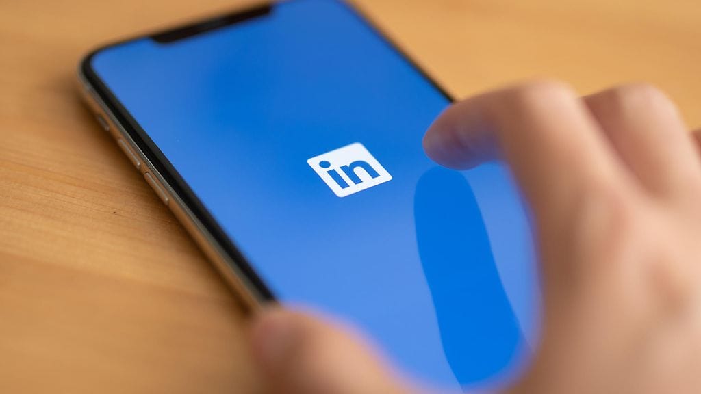 Linkedin keräsi viime vuonna 1,7 miljardin dollarin tulot premium-tilauksista.
