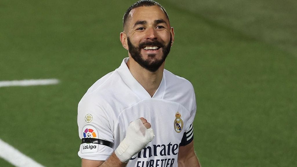 Karim Benzema tuuletti iskemäänsä ottelun avausmaalia.