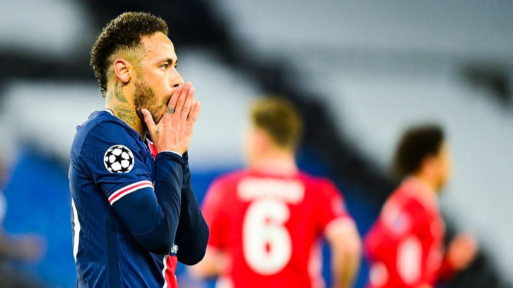 Neymarin laukaukset pysähtyivät kolme kertaa tolppiin.