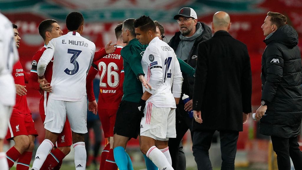 Tunteet paikoitellen kuumenivat Liverpoolin ja Real Madridin välillä.