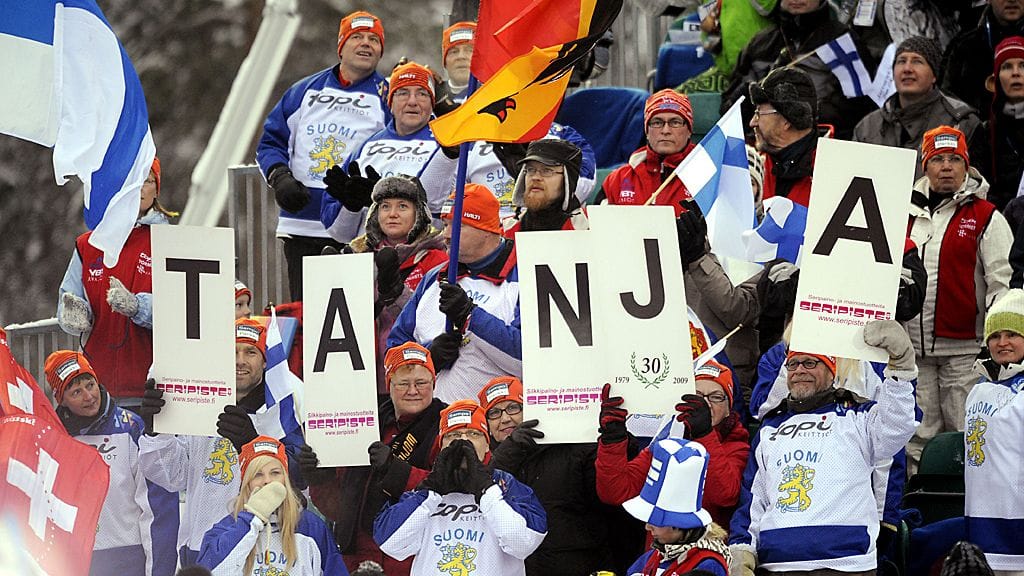 Suomalaiset fanit saavat vastaisuudessakin nauttia alppihiihdon maailmancupista Levillä.