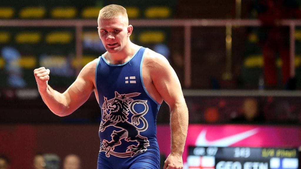 Elias Kuosmanen kilpailee Bulgariassa raskaassa sarjassa.