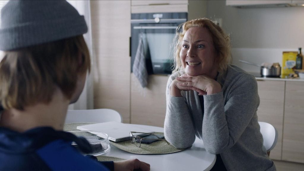 exonnelliset_s4_eps1_004