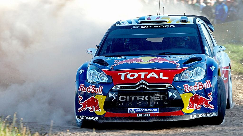 Sebastien Ogier vauhdissa Saksan MM-rallissa.
