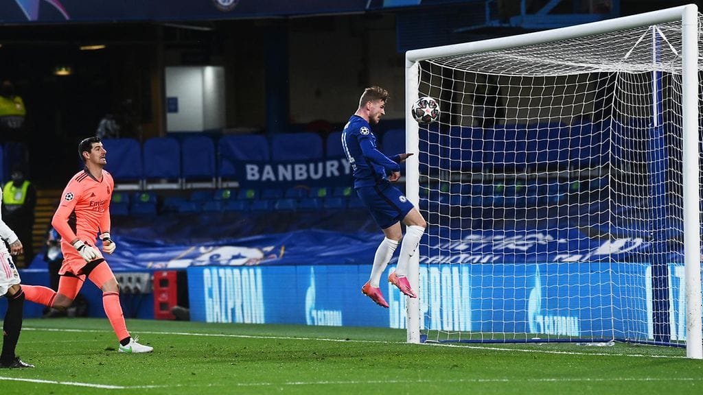 Timo Werner puski Chelsean johtoon.