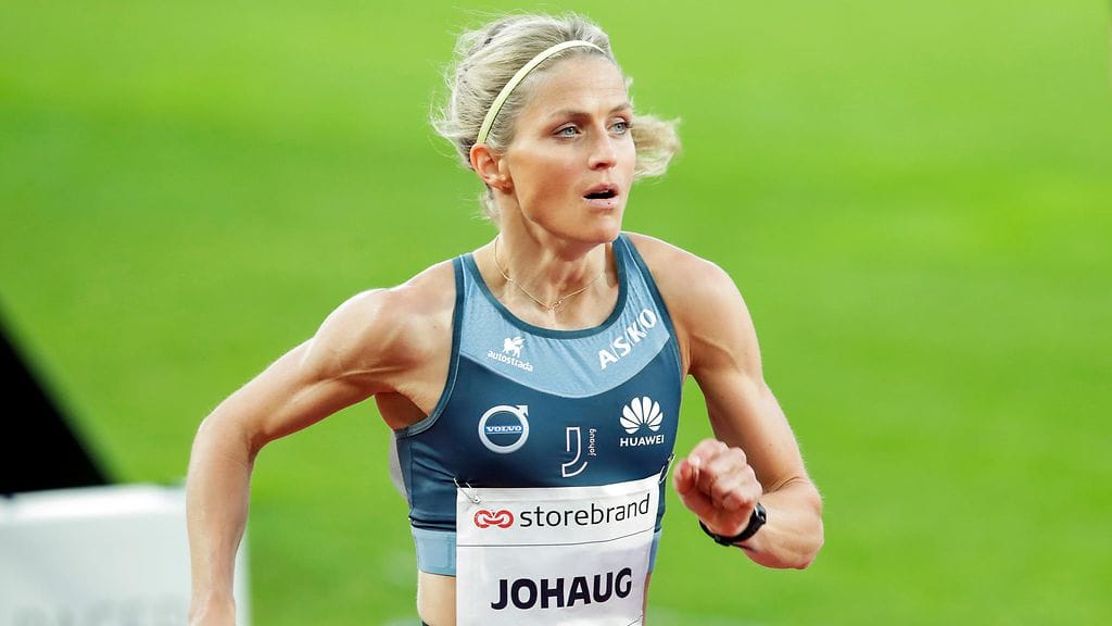 Therese Johaug tavoittelee 10 000 metrin juoksun olympiarajaa viikonloppuna Oslossa.
