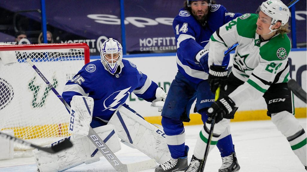 Roope Hintz kirjautti 1+2 pistettä Tampa Bay Lightningia vastaan.