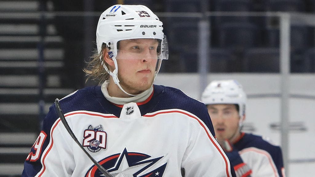 Patrik Laine ihastutti faneja teollaan.