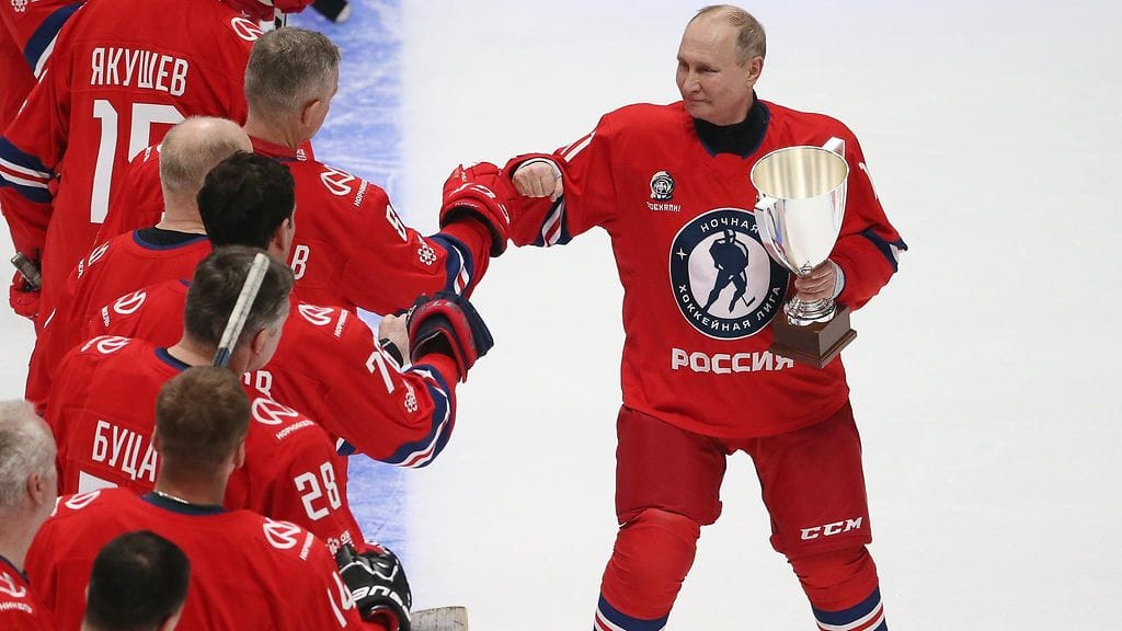 Putin muistutti Venäjän asemahdista näyttävällä voitonpäivän paraatilla