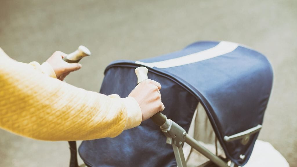 Lapselle rattaisiin rakennettu "huviteltta" jakoi mielipiteet