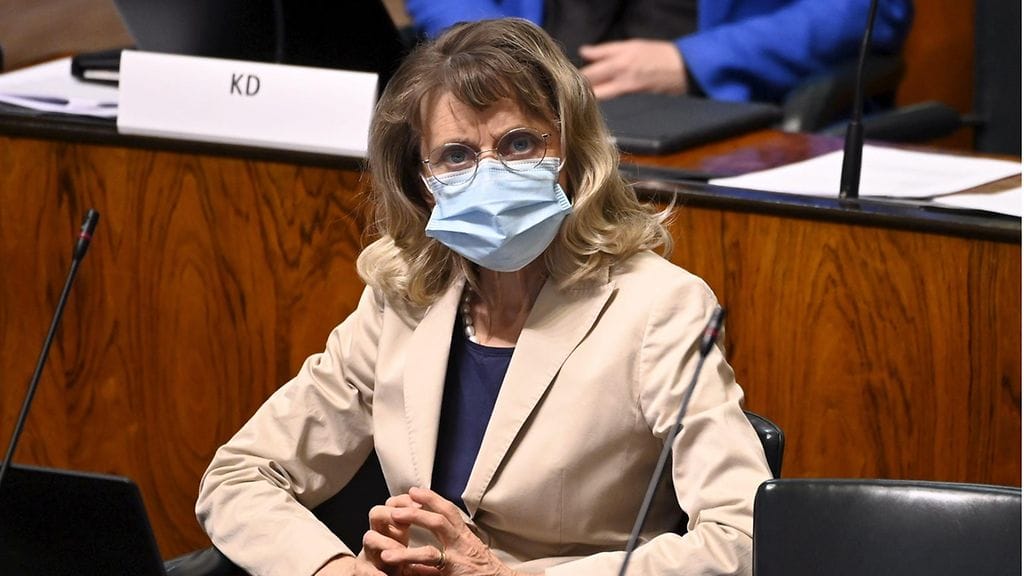 Päivi Räsänen eduskunnassa.