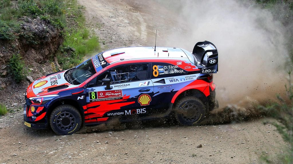 Ott Tänak johtaa Portugalin MM-rallia perjantain jälkeen.