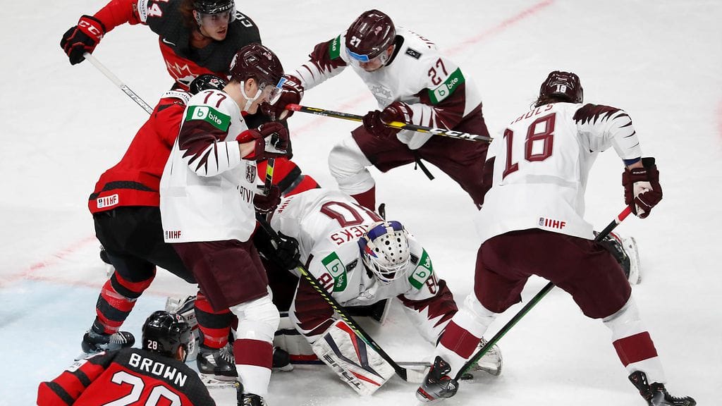Latvia piti maalinsa puhtaana ja voitti Kanadan 2–0.