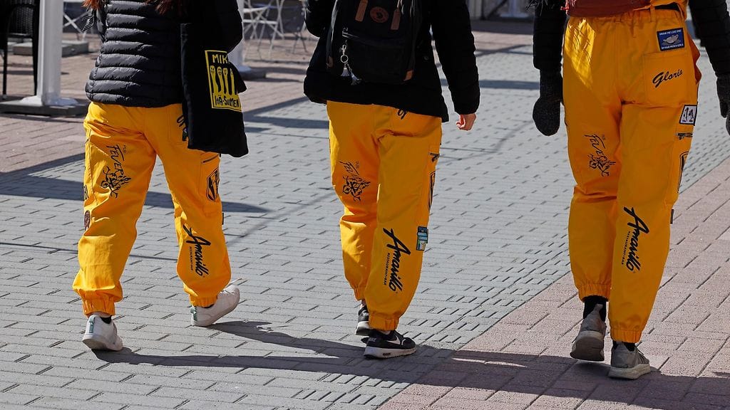 OECD-maissa keskimäärin noin puolet nuorista aikuisista on suorittanut korkea-asteen tutkinnon. Kuvituskuva.