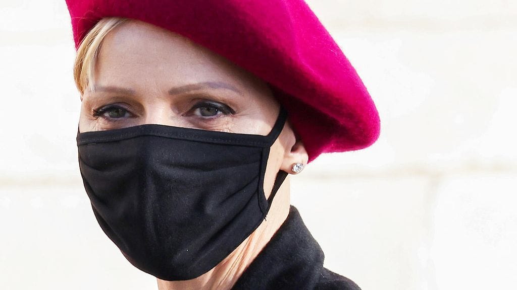 Monacon ruhtinatar Charlenea ei nähty formulaviikonloppuna muiden kuninkaallisten tapaan varikolla.