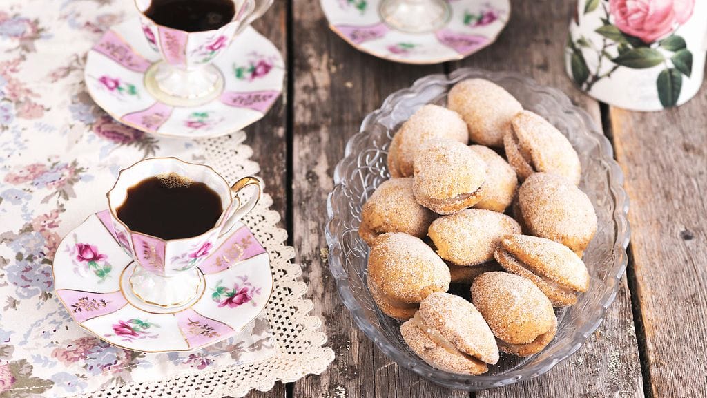 sitruunaiset-lusikkaleivat-1_210421-00500-Edit-large