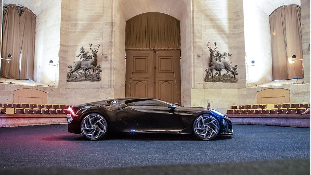 bugatti la voiture noire (1)