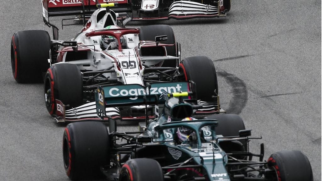 Kimi Räikkösen mukaan blokkailu on nykyään aiempaa rujompaa.