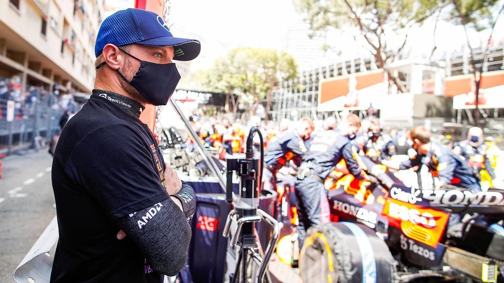 Valtteri Bottaksella ei ollut sunnuntaina Monacossa kaikkein onnekkain päivä.