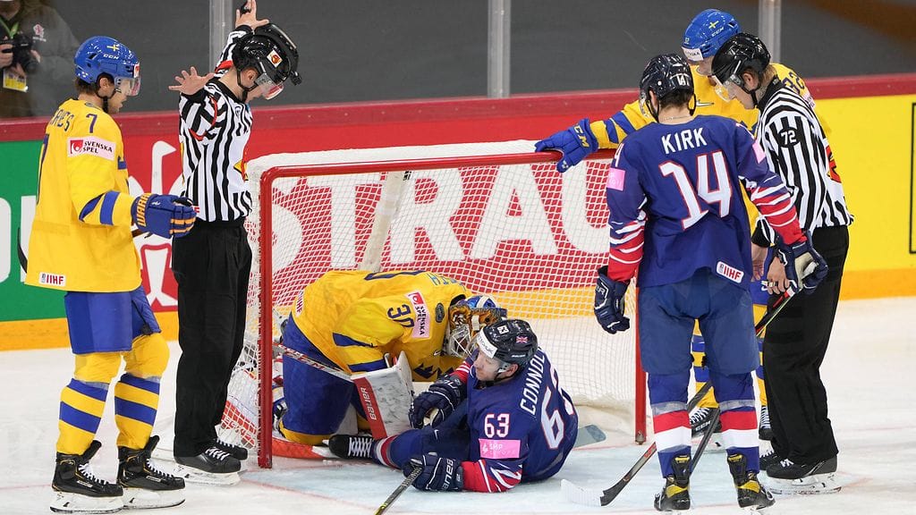 Iso-Britannia iski avausmaalin Ruotsia vastaan perjantaina.