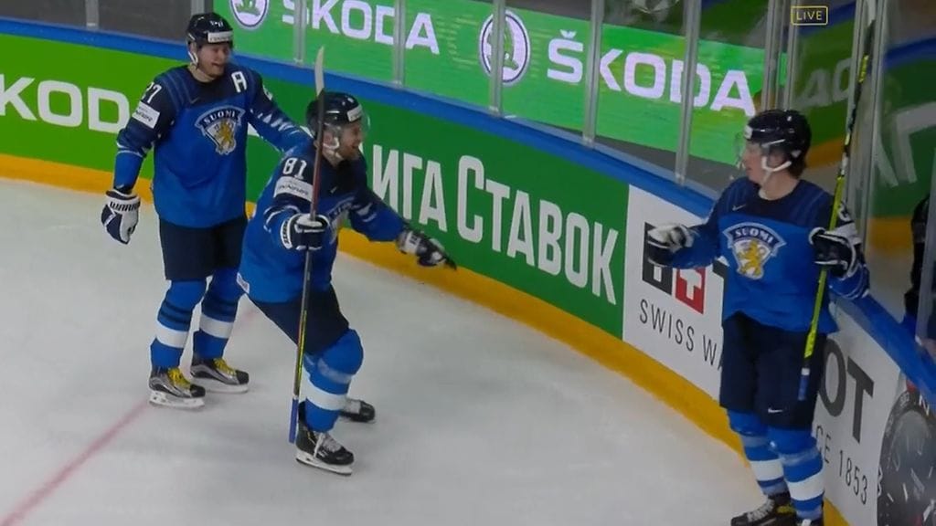 Leijonat juhli Jere Innalan maalia.