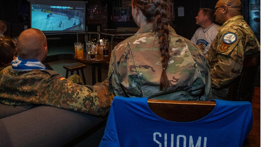 Oma Suomi-Saksa jääkiekko Rovaniemi Saksan ilmavoimat