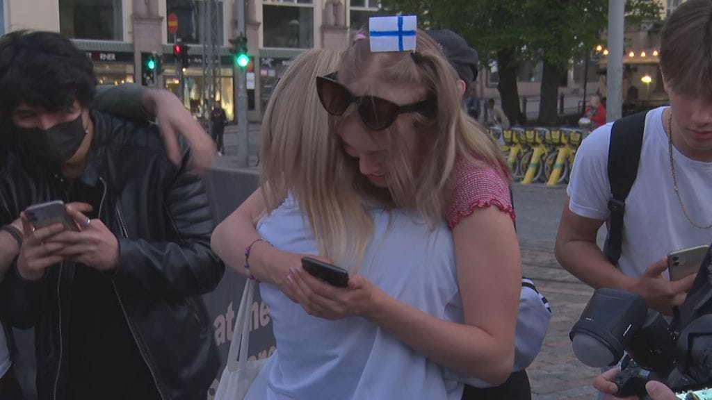 LIVE-KAUPPATORI-LIVEU1-210606-2246_frame_12236