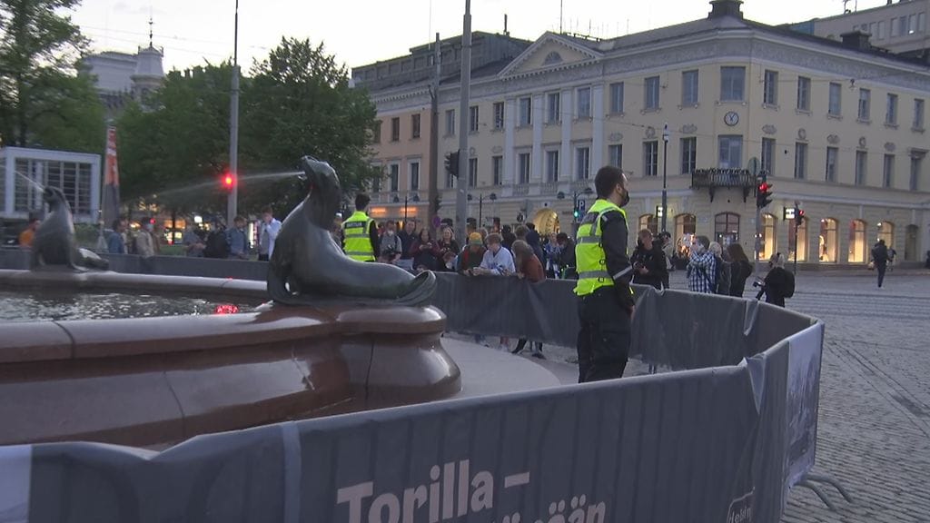 LIVE-KAUPPATORI-LIVEU1-210606-2246_frame_19828