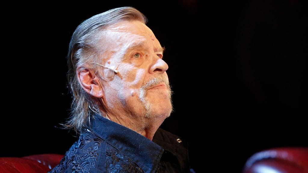 Vesa-Matti Loiri on jalkapallomiehiä.