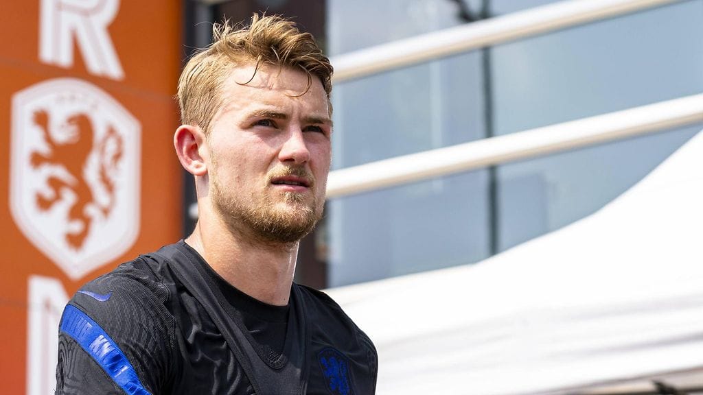 Matthijs de Ligth ei pelaa Ukrainaa vastaan.